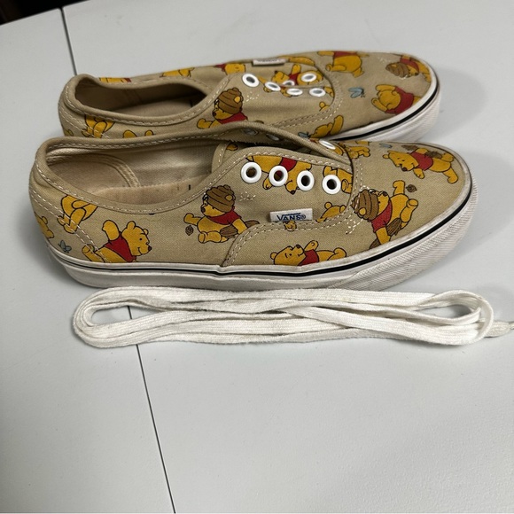 Vans Disney Winnie the pooh sneakers size 5 - Picture 2 of 9